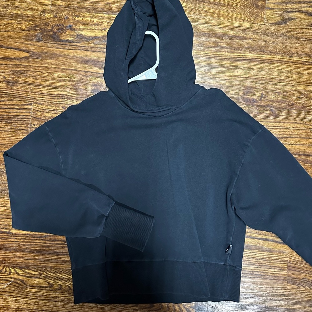 JoyLab Black Cropped Hoodie